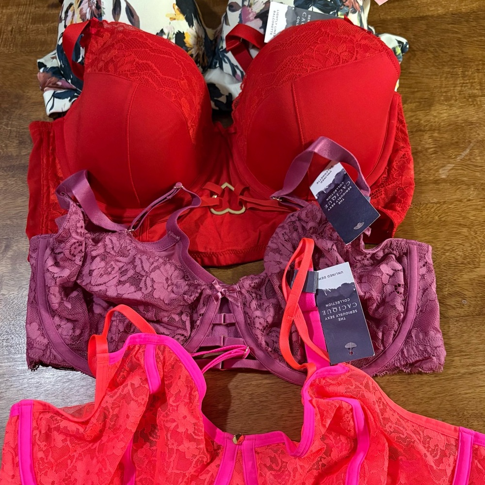 Cacique NWT Bras